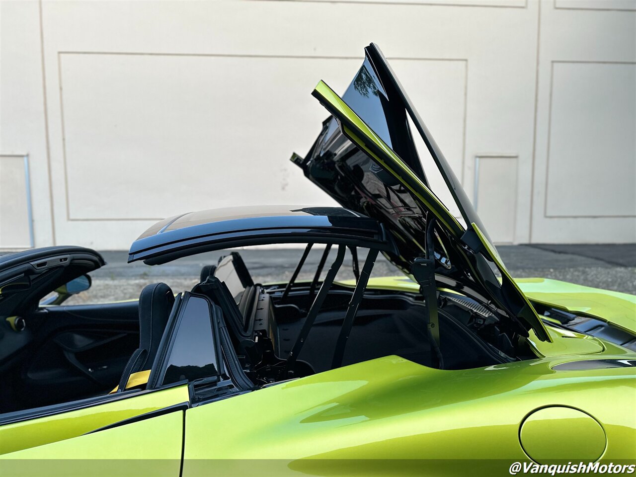 2022 McLaren 720S Spider ($375K MSRP) HEAVY CARBON + EM ROOF   - Photo 59 - Concord, CA 94520