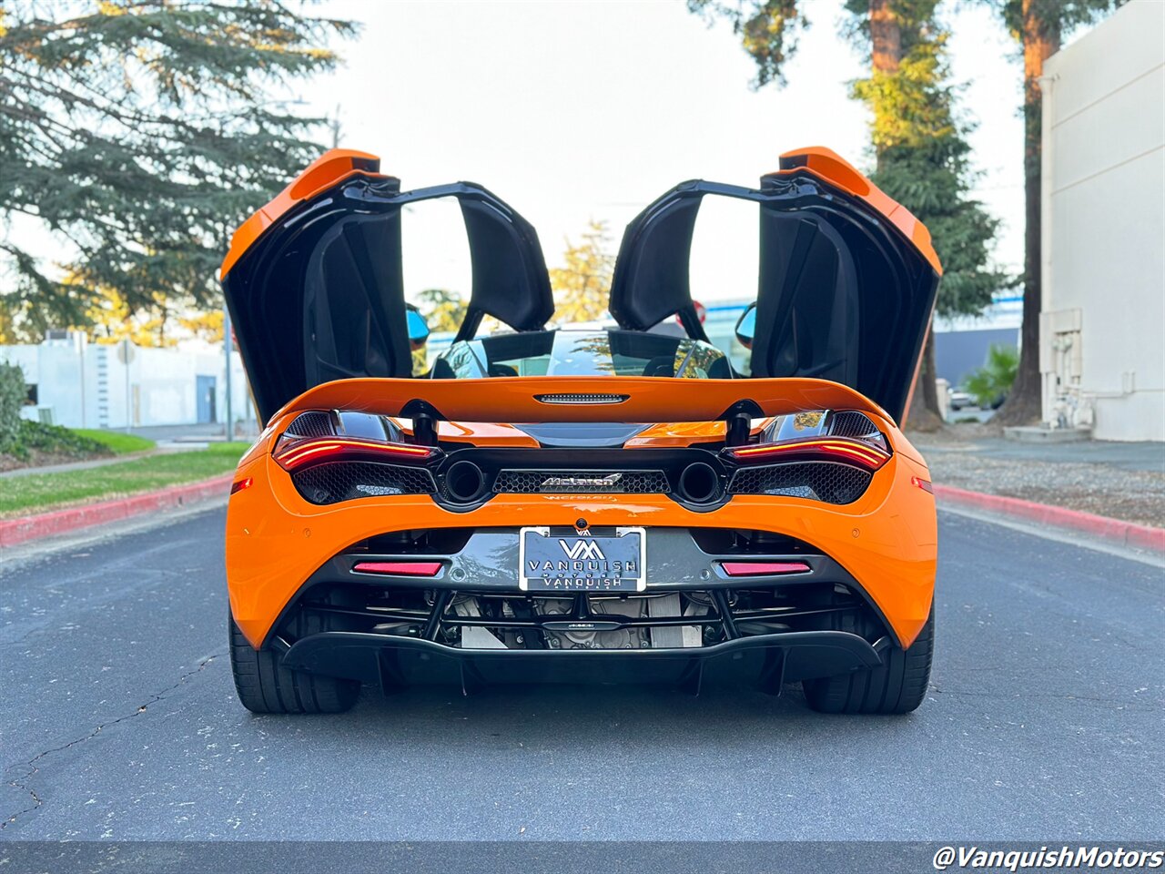 2021 McLaren 720s Coupe Performance * Carbon Pkg *   - Photo 28 - Concord, CA 94520