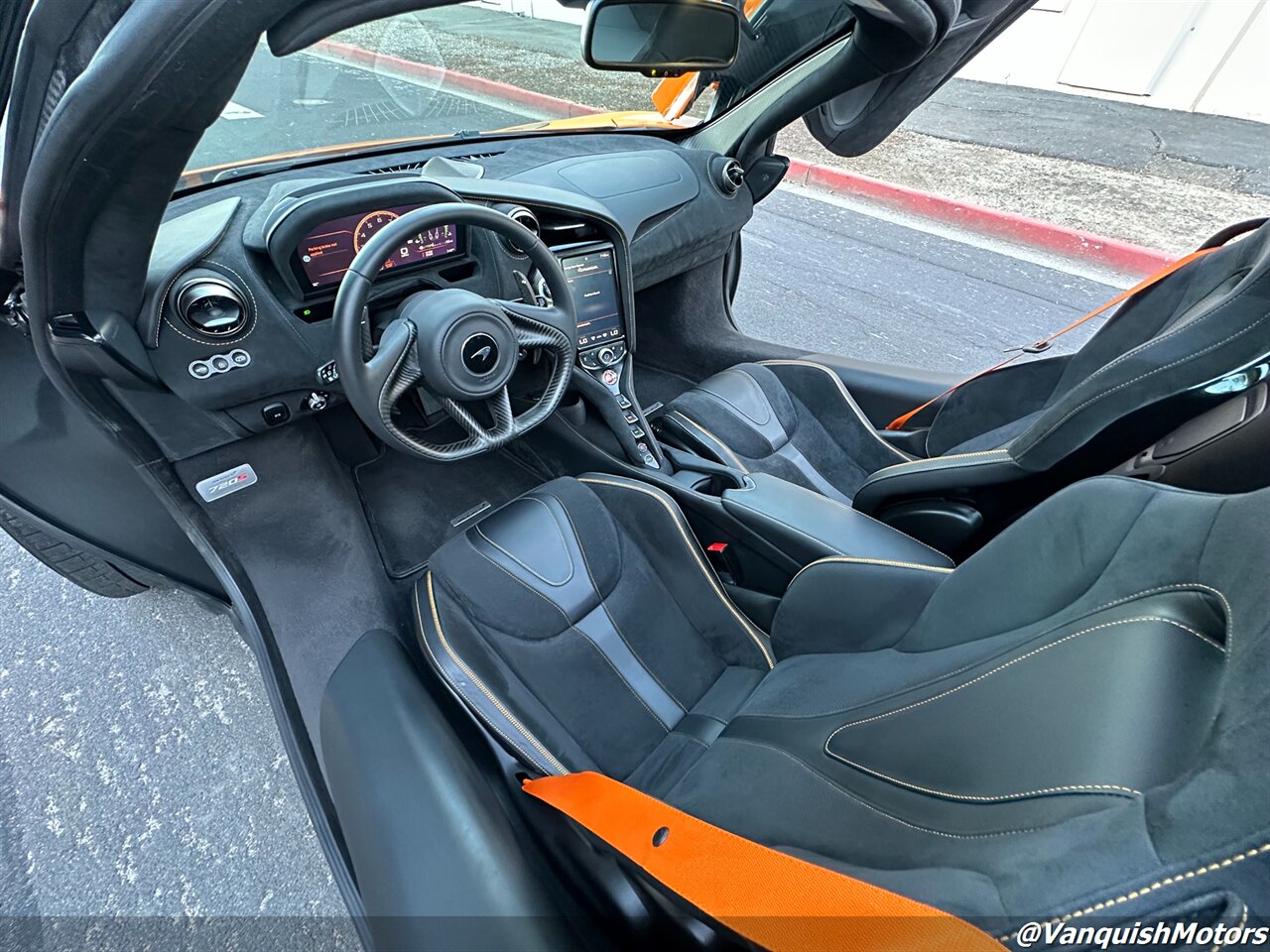 2021 McLaren 720s Coupe Performance * Carbon Pkg *   - Photo 32 - Concord, CA 94520