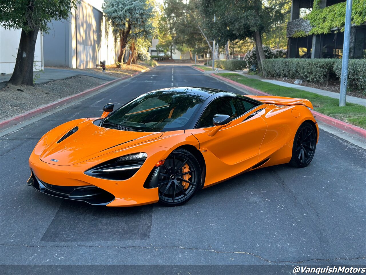 2021 McLaren 720s Coupe Performance * Carbon Pkg *   - Photo 13 - Concord, CA 94520