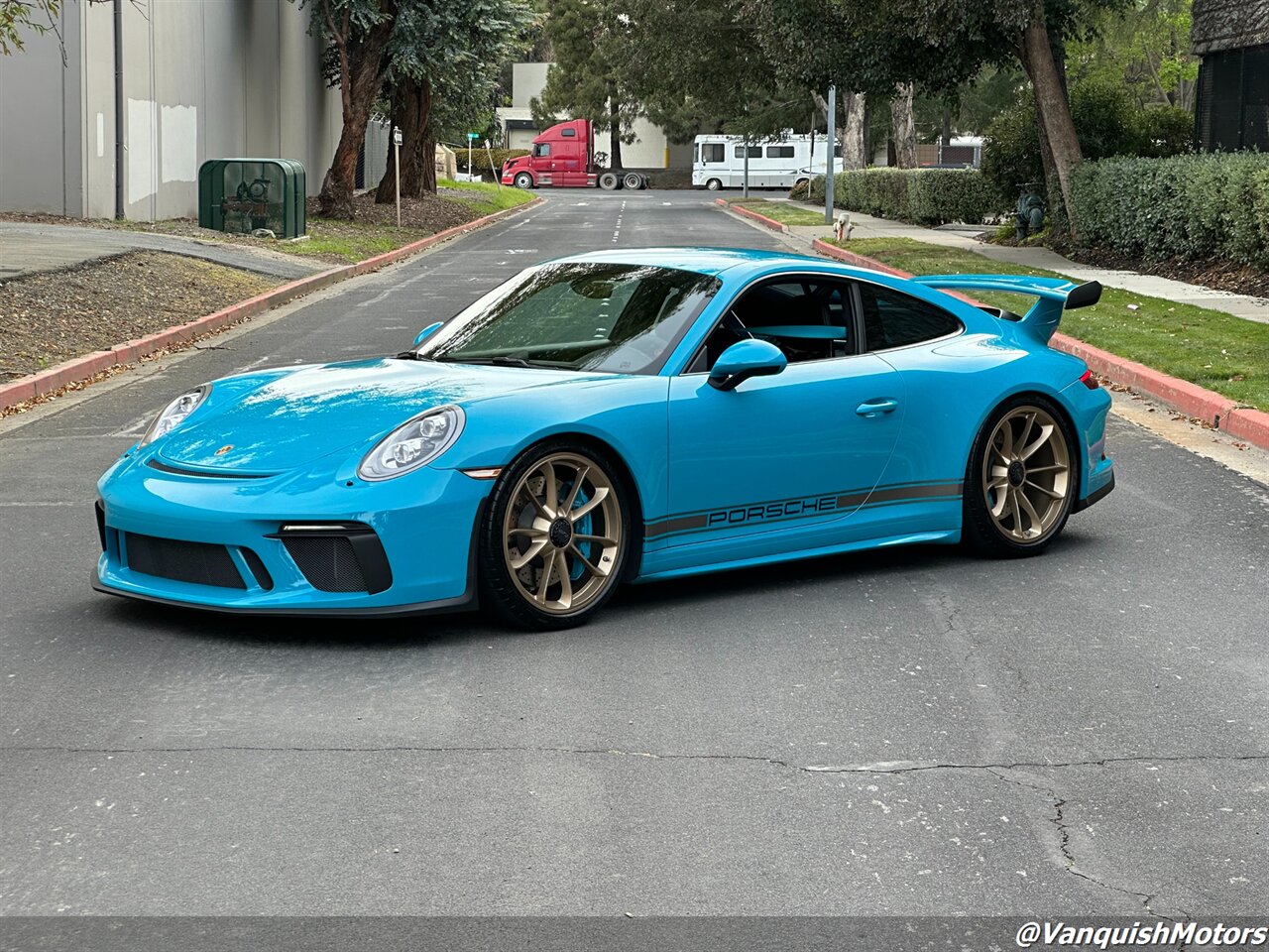 2018 Porsche 911 GT3 * MIAMI BLUE * MANUAL *   - Photo 23 - Concord, CA 94520