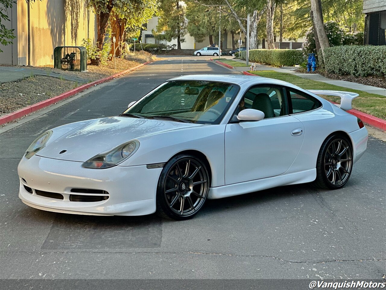 1999 Porsche 911 996 C2 * FACTORY AERO ** MANUAL - Photo 43 - Concord, CA 94520