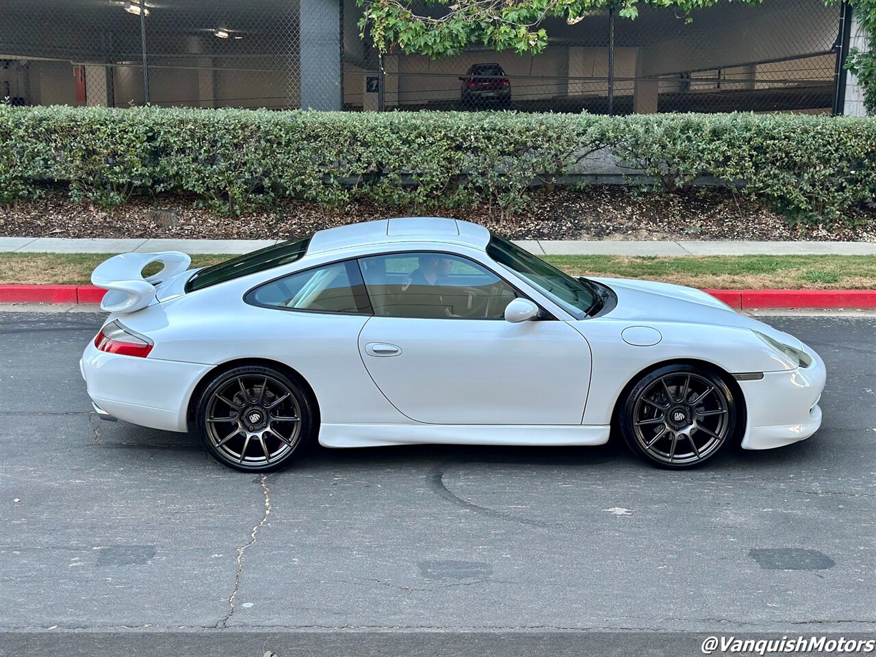 1999 Porsche 911 996 C2 * FACTORY AERO ** MANUAL - Photo 45 - Concord, CA 94520
