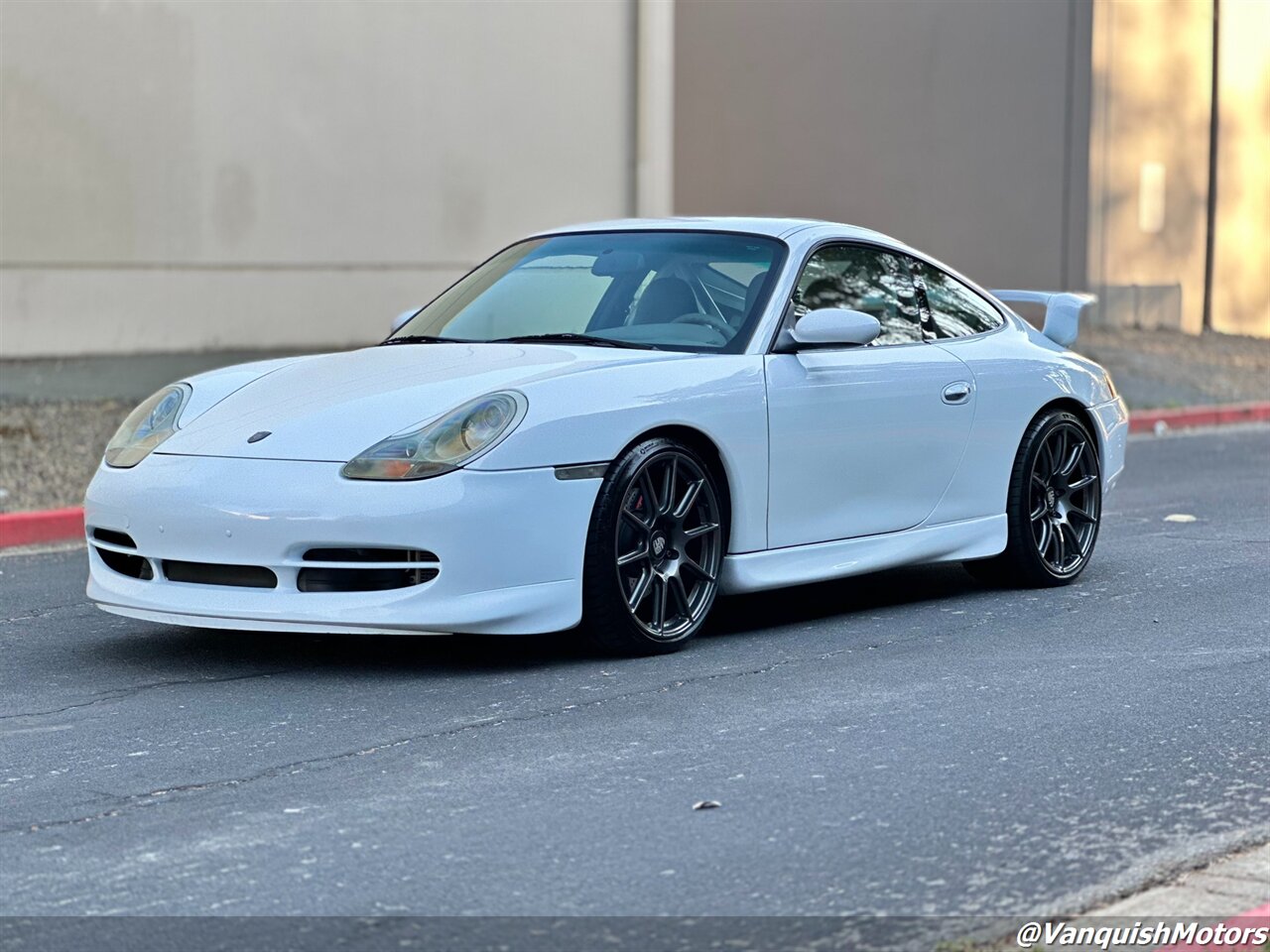 1999 Porsche 911 996 C2 * FACTORY AERO ** MANUAL - Photo 49 - Concord, CA 94520