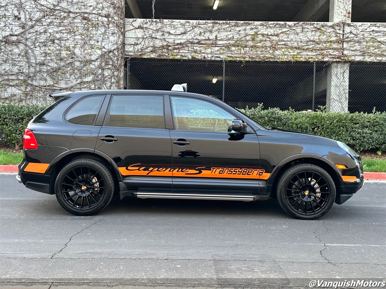 2010 Porsche Cayenne S TRANSSYBERIA w. PT3 OFF ROAD PKG !!! 1 OWNER !!!   - Photo 5 - Concord, CA 94520