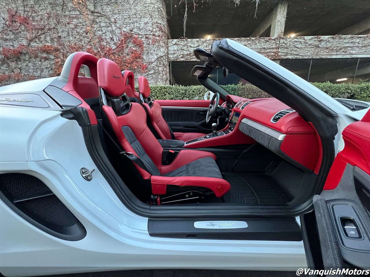 2016 Porsche Boxster Spyder w.CF Buckets   - Photo 35 - Concord, CA 94520