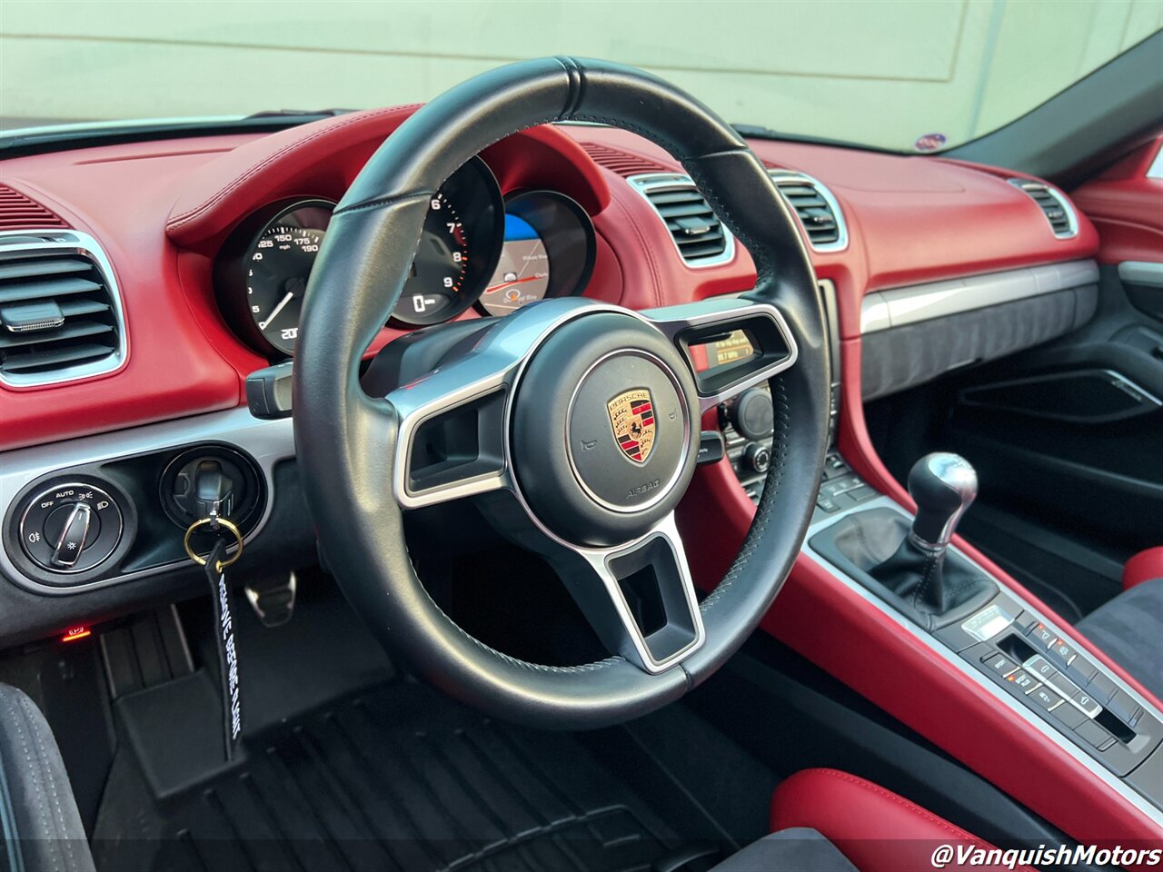 2016 Porsche Boxster Spyder w.CF Buckets   - Photo 11 - Concord, CA 94520