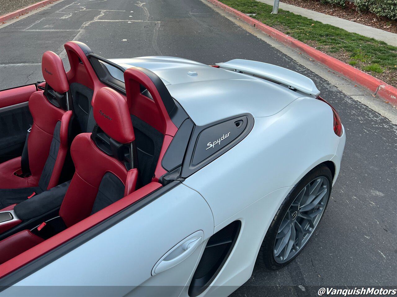 2016 Porsche Boxster Spyder w.CF Buckets   - Photo 27 - Concord, CA 94520