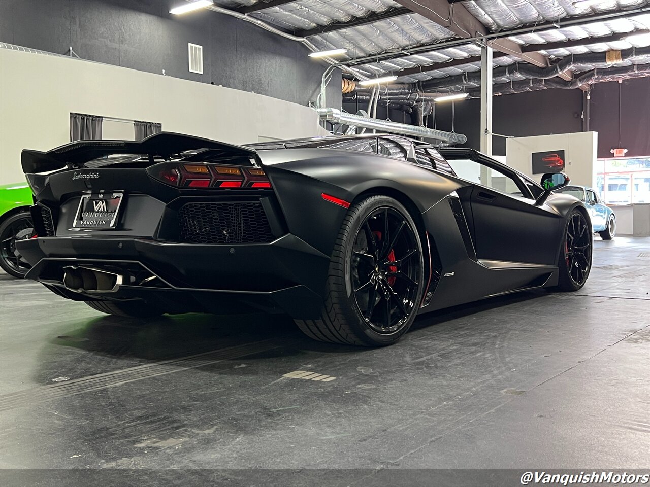 2016 Lamborghini Aventador LP 700-4 Pirelli Edition  Matte Black - Photo 16 - Concord, CA 94520