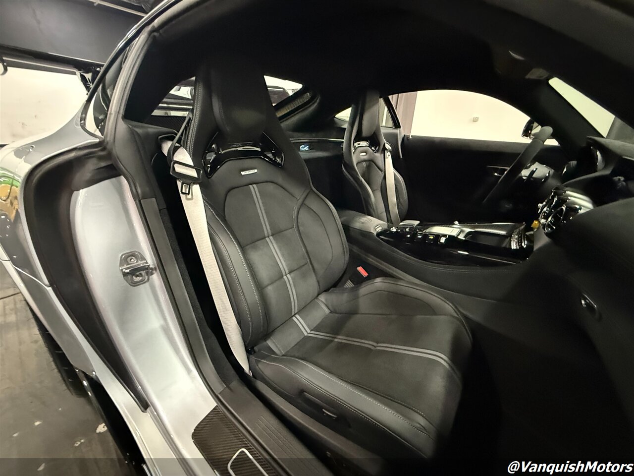 2021 Mercedes-Benz AMG GT Black Series * ONLY 280 MILES *   - Photo 34 - Concord, CA 94520