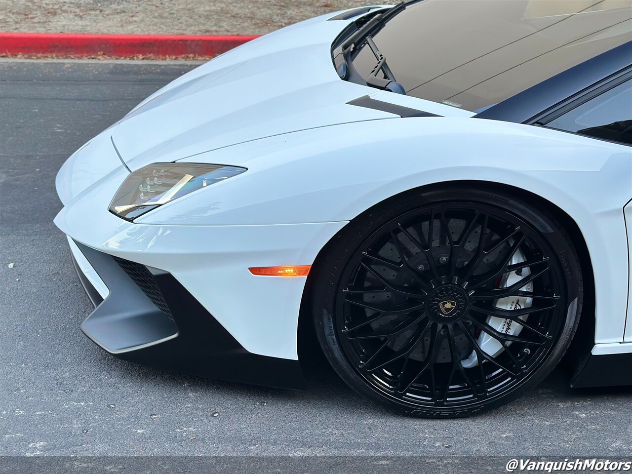 2017 Lamborghini Aventador LP 750-4 SV * RYFT  *  White Roadster - Photo 36 - Concord, CA 94520