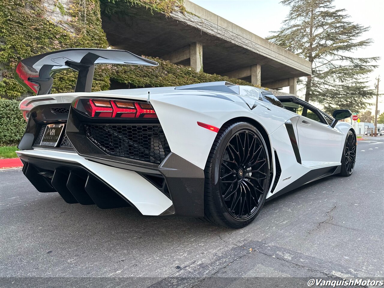 2017 Lamborghini Aventador LP 750-4 SV * RYFT  *  White Roadster - Photo 9 - Concord, CA 94520