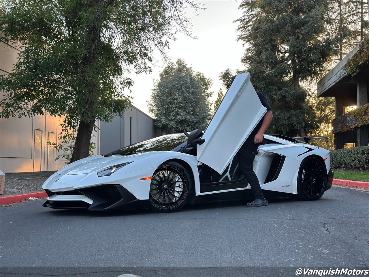 2017 Lamborghini Aventador LP 750-4 SV * RYFT  *  White Roadster - Photo 28 - Concord, CA 94520