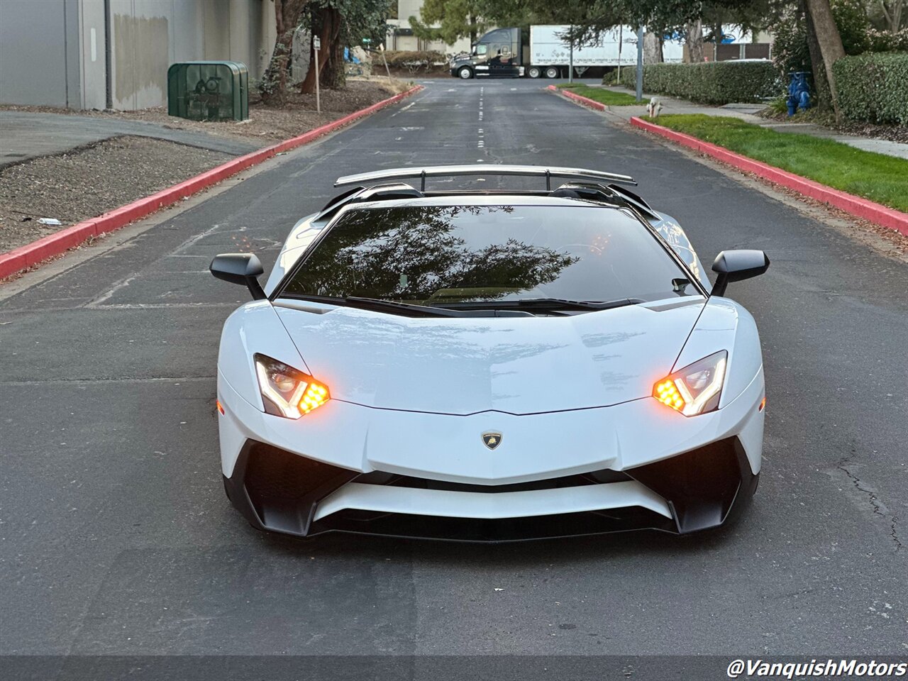 2017 Lamborghini Aventador LP 750-4 SV * RYFT  *  White Roadster - Photo 31 - Concord, CA 94520