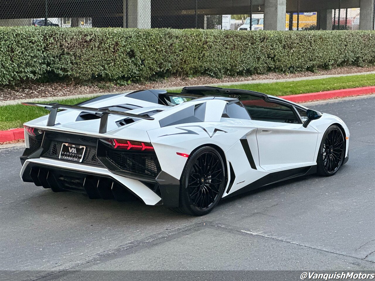 2017 Lamborghini Aventador LP 750-4 SV * RYFT  *  White Roadster - Photo 39 - Concord, CA 94520