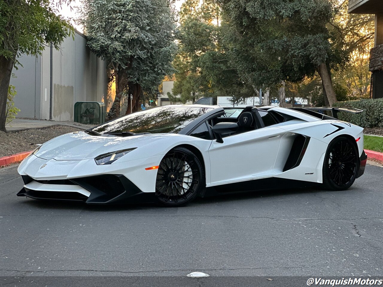 2017 Lamborghini Aventador LP 750-4 SV * RYFT  *  White Roadster - Photo 25 - Concord, CA 94520