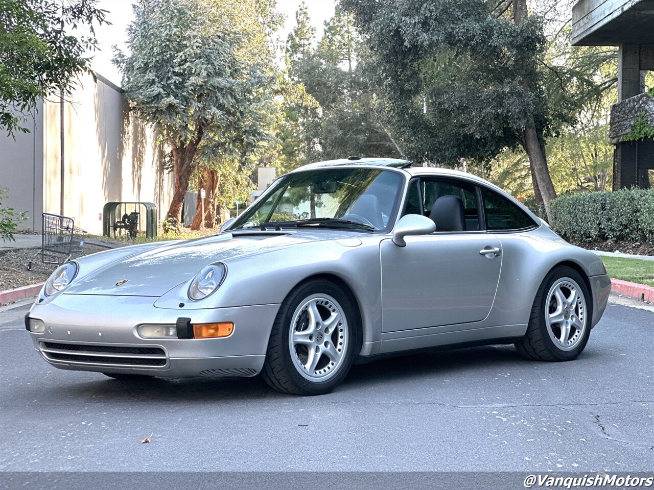 1997 Porsche 911 993 TARGA * 6 SPEED *  ARCTIC SILVER * SERVICED   - Photo 1 - Concord, CA 94520