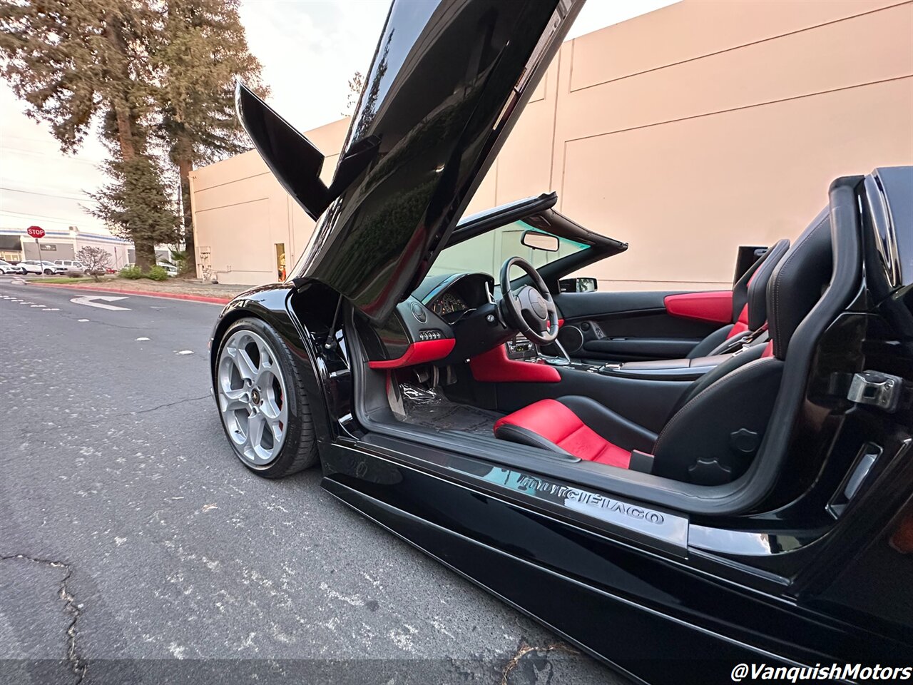 2006 Lamborghini Murcielago ROADSTER V12 PERFECTION - Photo 17 - Concord, CA 94520
