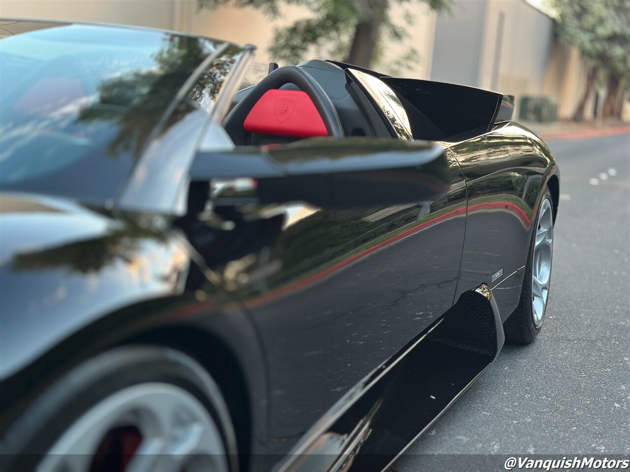 2006 Lamborghini Murcielago ROADSTER V12 PERFECTION - Photo 28 - Concord, CA 94520