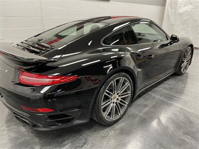 2014 Porsche 911 Turbo S   - Photo 12 - Ivyland, PA 18974