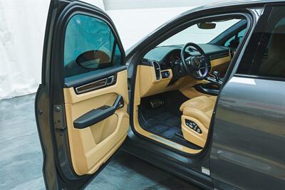 2020 Porsche Cayenne Turbo - Photo 47 - Ivyland, PA 18974