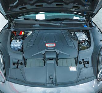 2020 Porsche Cayenne Turbo - Photo 2 - Ivyland, PA 18974