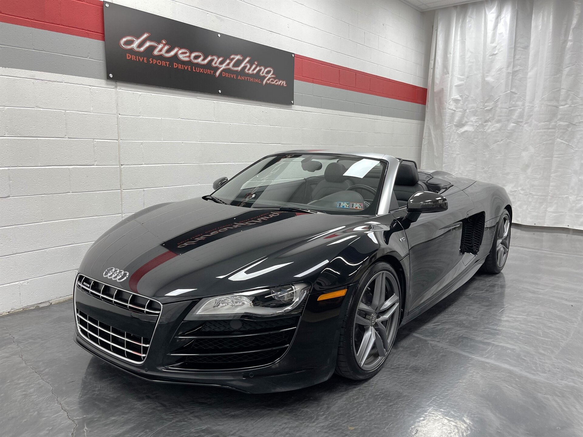 2012 Audi R8 5.2 quattro Spyder   - Photo 1 - Ivyland, PA 18974
