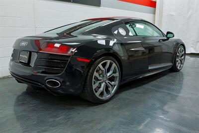 2011 Audi R8 5.2 quattro   - Photo 35 - Ivyland, PA 18974