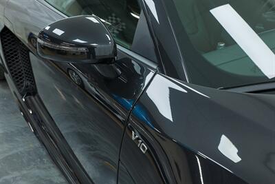 2011 Audi R8 5.2 quattro   - Photo 43 - Ivyland, PA 18974