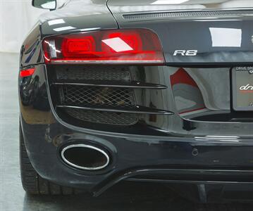 2011 Audi R8 5.2 quattro   - Photo 21 - Ivyland, PA 18974
