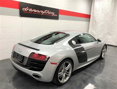 2010 Audi R8 5.2 quattro   - Photo 13 - Ivyland, PA 18974