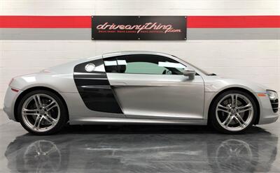 2010 Audi R8 5.2 quattro   - Photo 14 - Ivyland, PA 18974