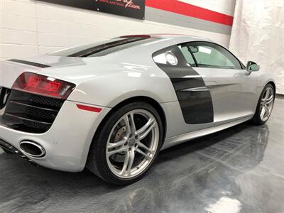 2010 Audi R8 5.2 quattro   - Photo 12 - Ivyland, PA 18974