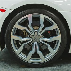 2014 Audi R8 5.2 quattro - Photo 52 - Ivyland, PA 18974