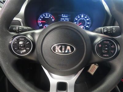 2021 Kia Soul S   - Photo 11 - Costa Mesa, CA 92626