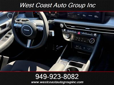 2025 Hyundai SONATA SEL   - Photo 8 - Costa Mesa, CA 92626
