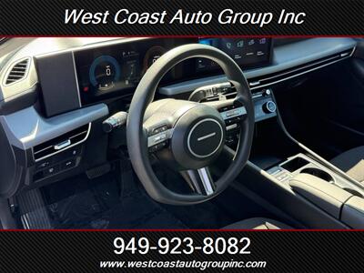 2025 Hyundai SONATA SEL   - Photo 6 - Costa Mesa, CA 92626