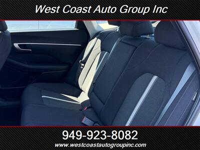 2025 Hyundai SONATA SEL   - Photo 12 - Costa Mesa, CA 92626