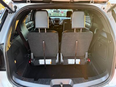 2017 Ford Explorer XLT   - Photo 9 - Costa Mesa, CA 92626