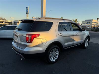 2017 Ford Explorer XLT   - Photo 3 - Costa Mesa, CA 92626