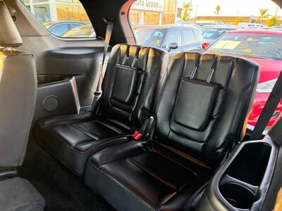 2017 Ford Explorer XLT   - Photo 7 - Costa Mesa, CA 92626