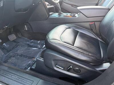 2017 Ford Explorer XLT   - Photo 10 - Costa Mesa, CA 92626