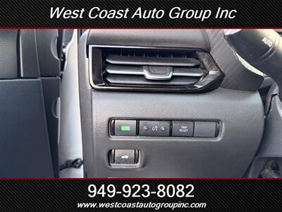 2020 Nissan Sentra SV   - Photo 19 - Costa Mesa, CA 92626