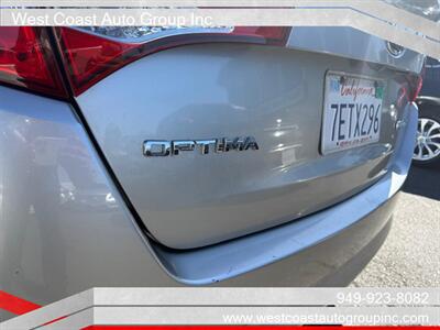 2013 Kia Optima Hybrid EX - Photo 33 - Costa Mesa, CA 92626
