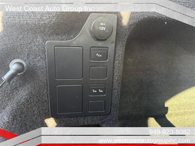 2017 Land Rover Discovery SE   - Photo 21 - Costa Mesa, CA 92626