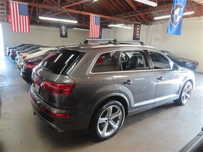 2019 Audi Q7 3.0T quattro Prestig   - Photo 3 - Costa Mesa, CA 92626