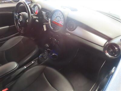 2012 MINI Cooper   - Photo 7 - Costa Mesa, CA 92626