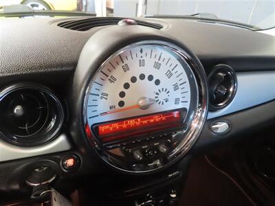 2012 MINI Cooper   - Photo 12 - Costa Mesa, CA 92626