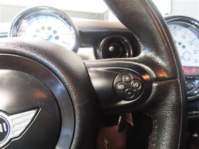 2012 MINI Cooper   - Photo 15 - Costa Mesa, CA 92626