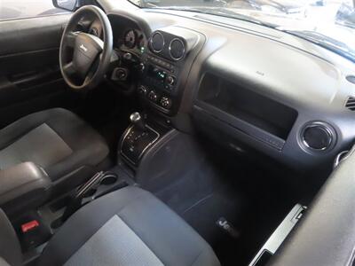 2010 Jeep Patriot Sport   - Photo 7 - Costa Mesa, CA 92626